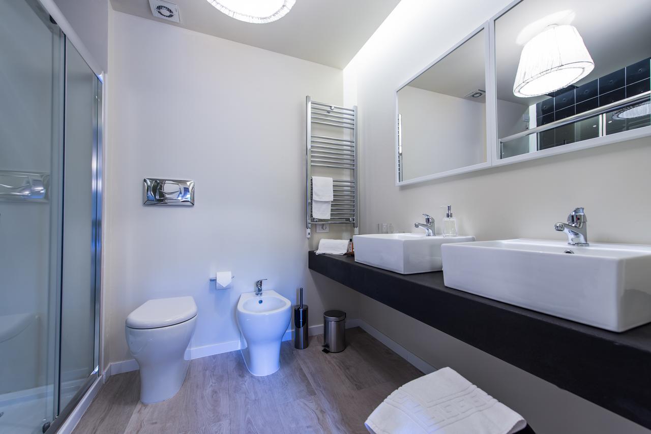 Luxuryenne Hotel Cagliari Exterior foto
